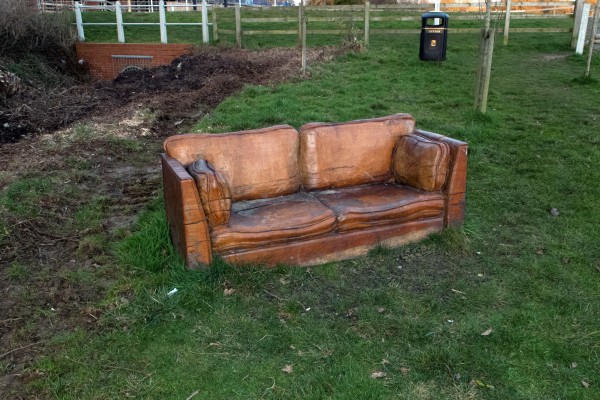 Holzcouch - (c) M Mueller.jpg